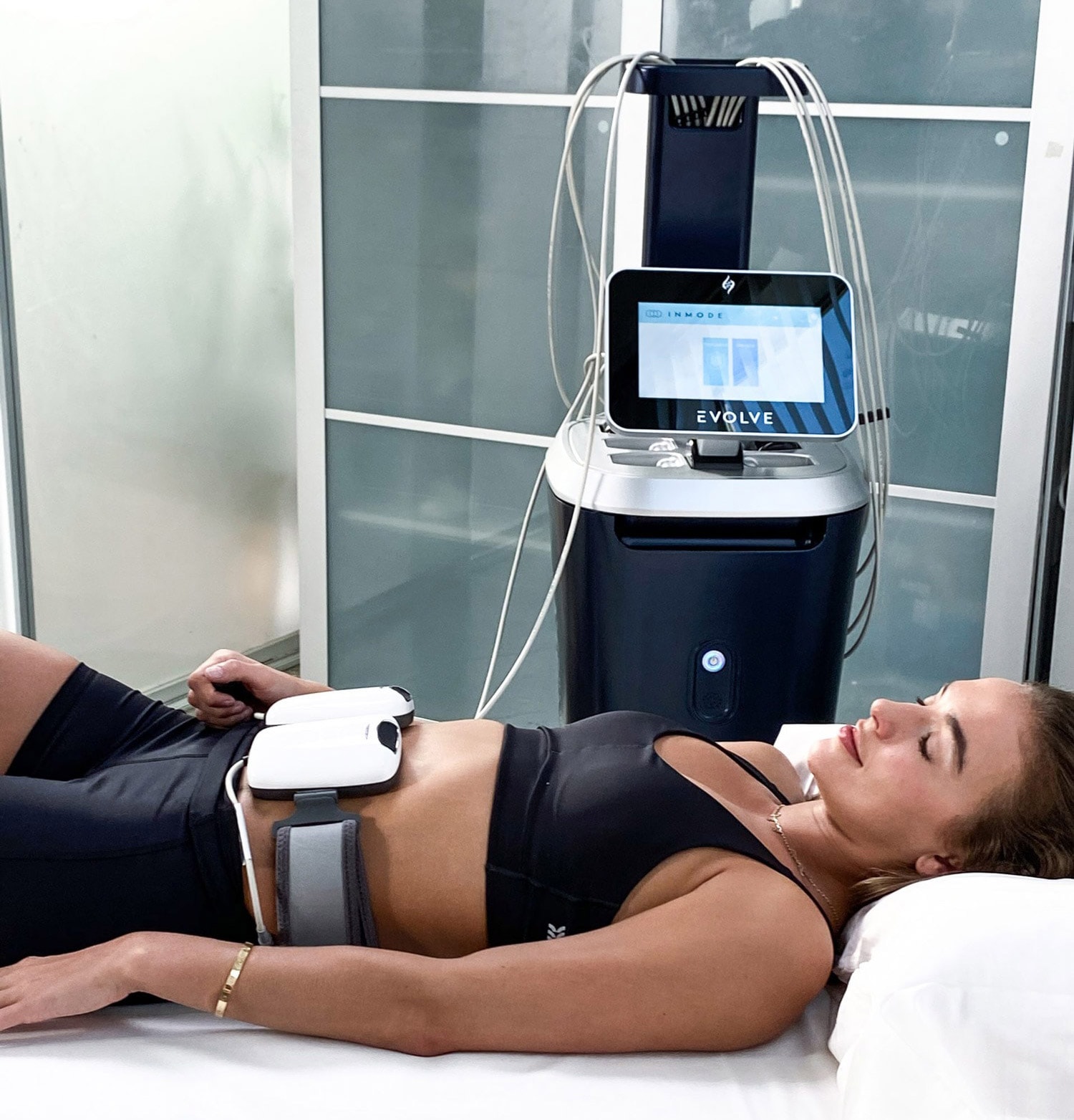 Evolve treatment on abdomen
